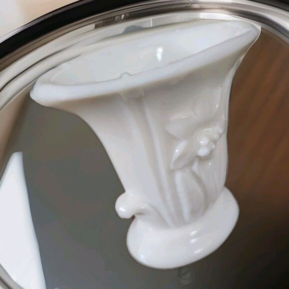 Vintage Slag Glass Akro Agate White Embossed Flower Vase 4-1/4" circa 1930s 40s - Picture 3 of 10